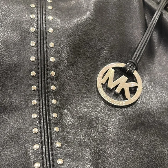 Michael Kors Bag Studded Black Leather Chain Hobo - Picture 16 of 17